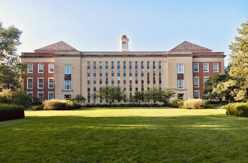 Campus & education
